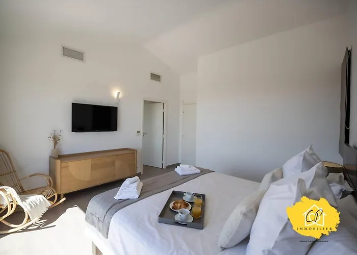 Villa D'exception 4 Chambres, Piscine, Vue Porto Vecchio